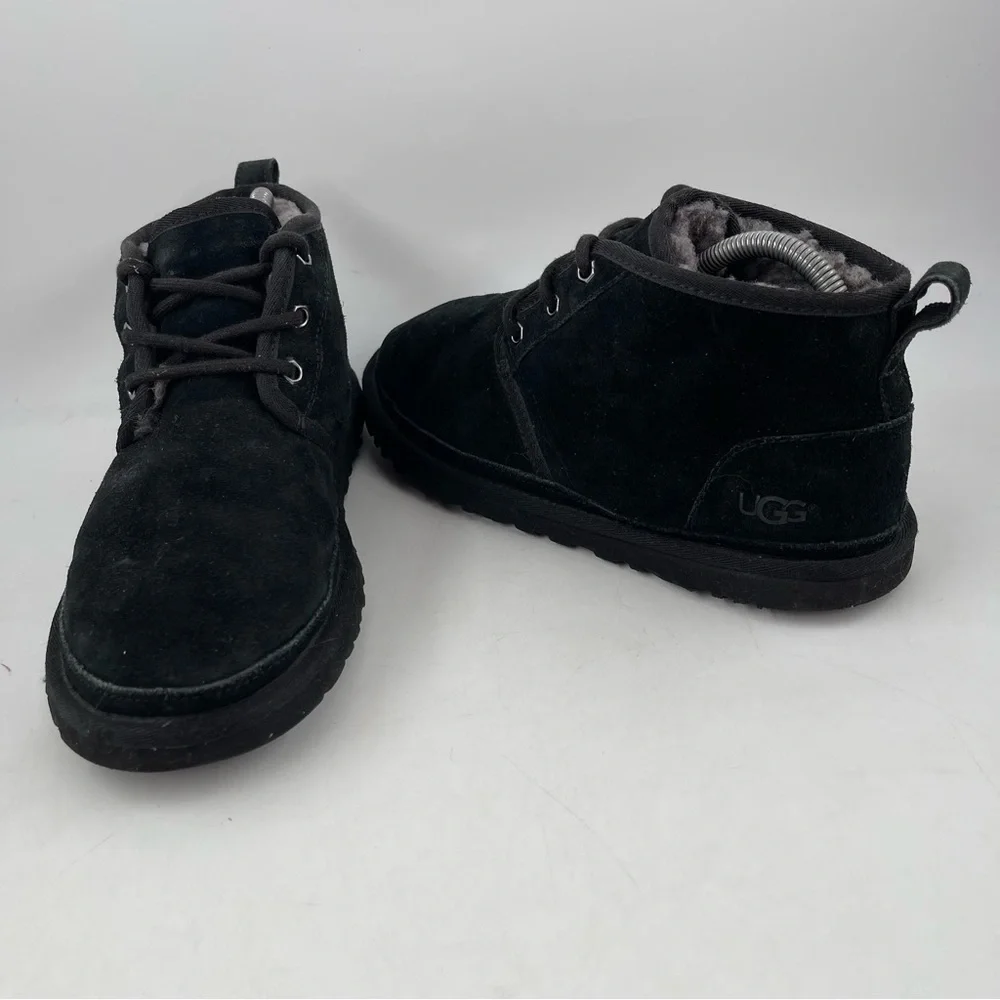 Ugg Men’s Neumel - Size 7 -Black Grey Lined Lace-Up Chukka Winter Boot